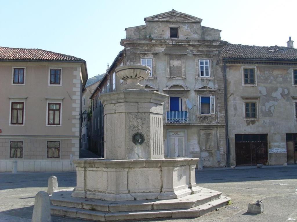 App Zora, Centar Senj Apartment Senj  Bagian luar foto