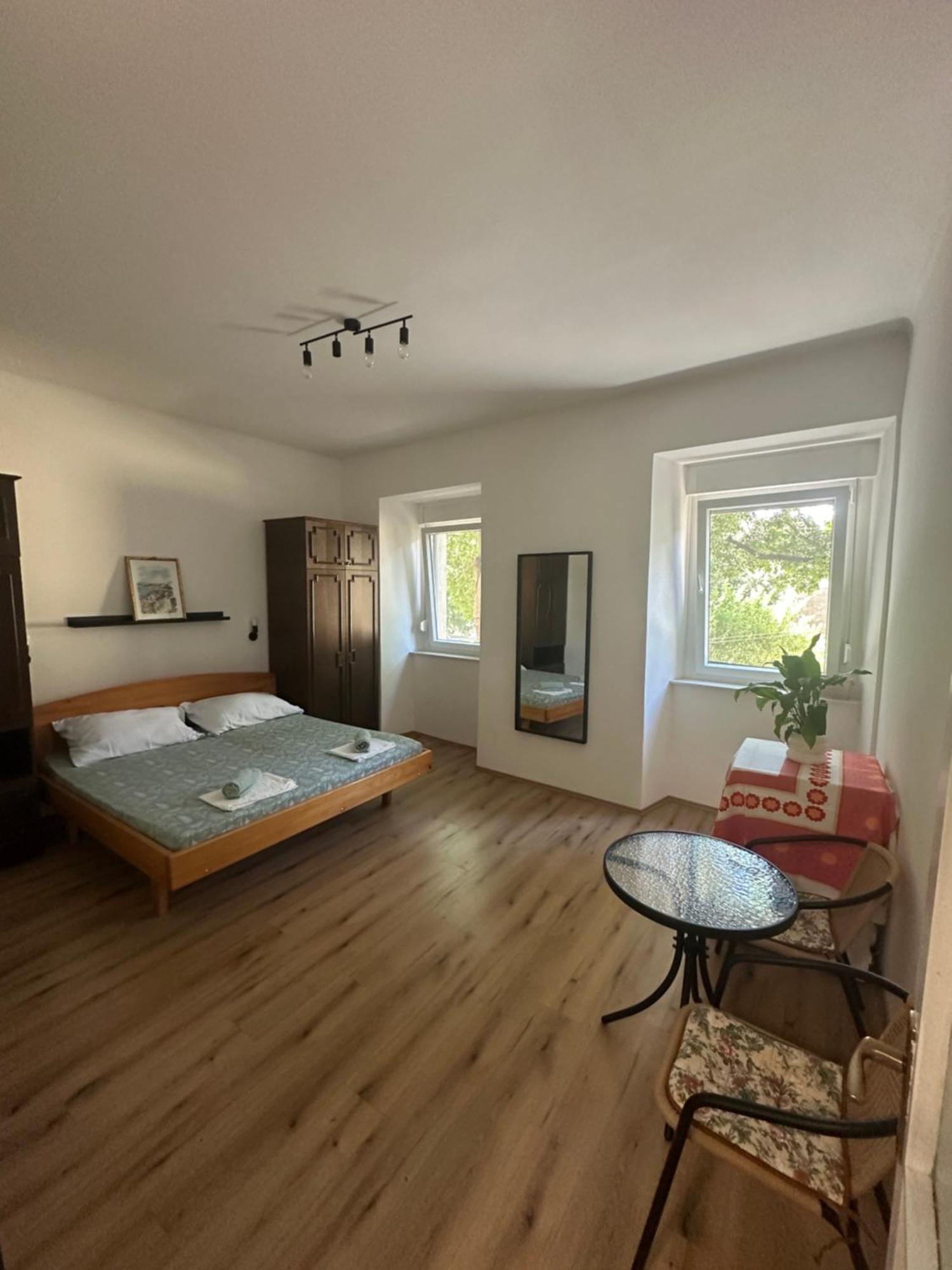 App Zora, Centar Senj Apartment Senj  Bagian luar foto